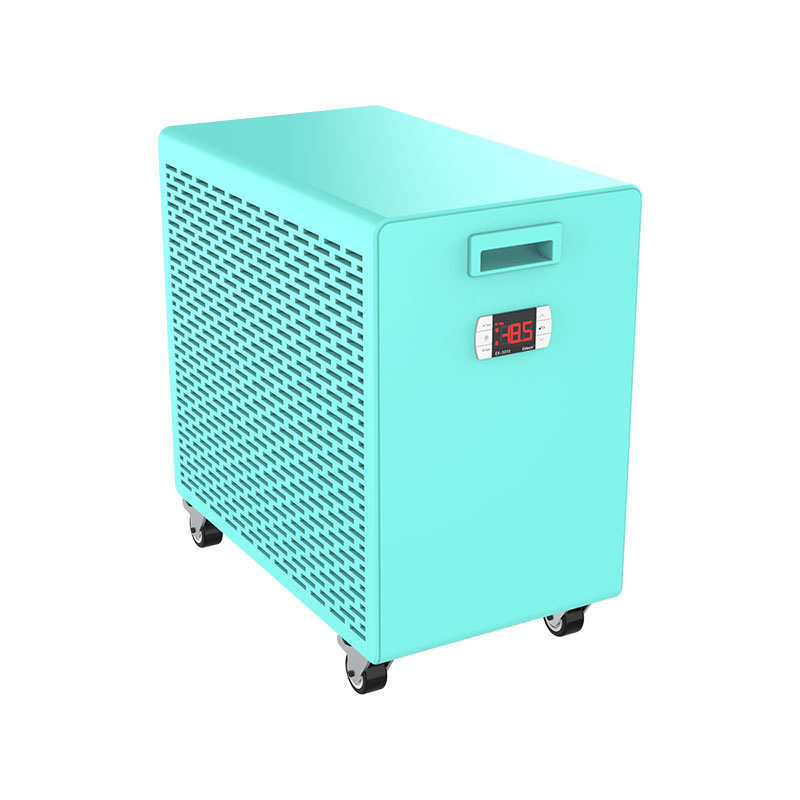 Kinokontrol ang temperatura ng water chiller ng tubig